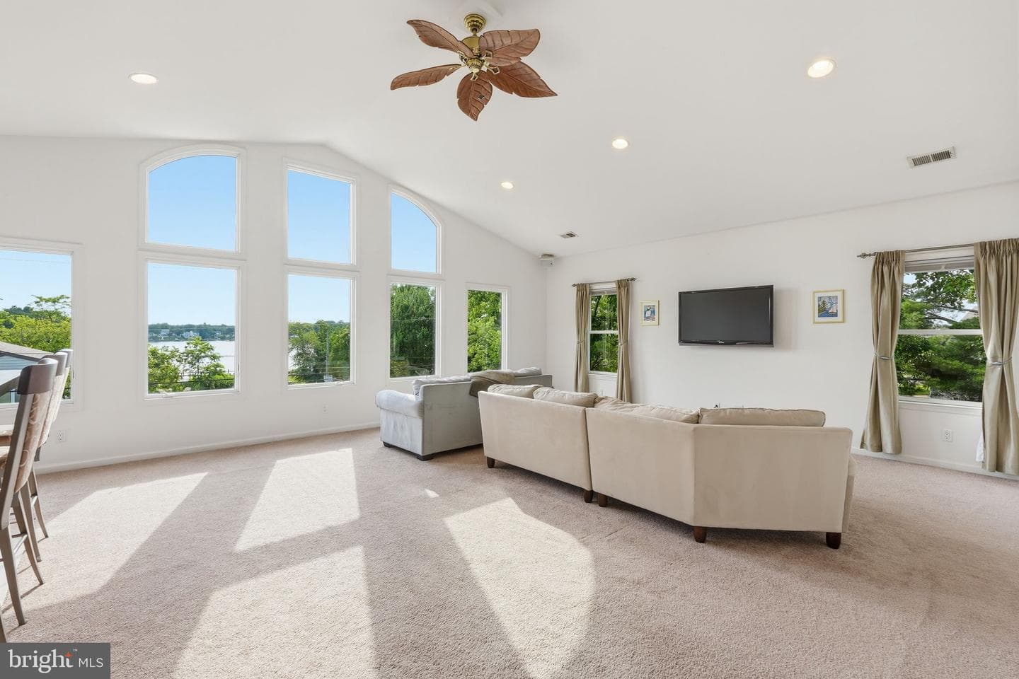 8418 Geneva Road, Pasadena
