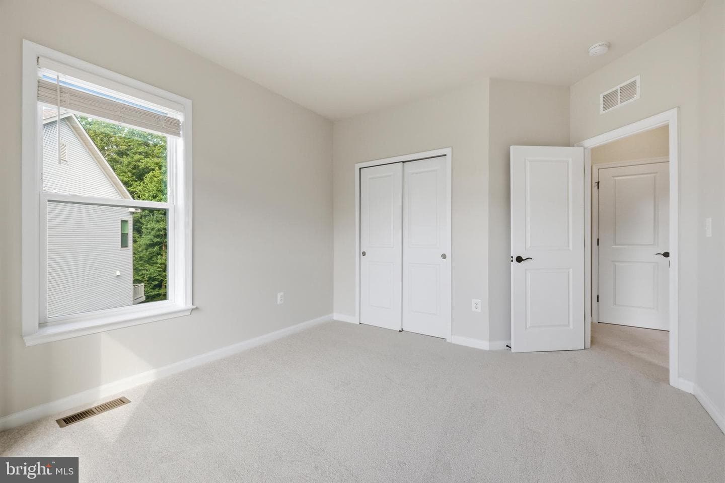 3272 Watershed Boulevard photo 29