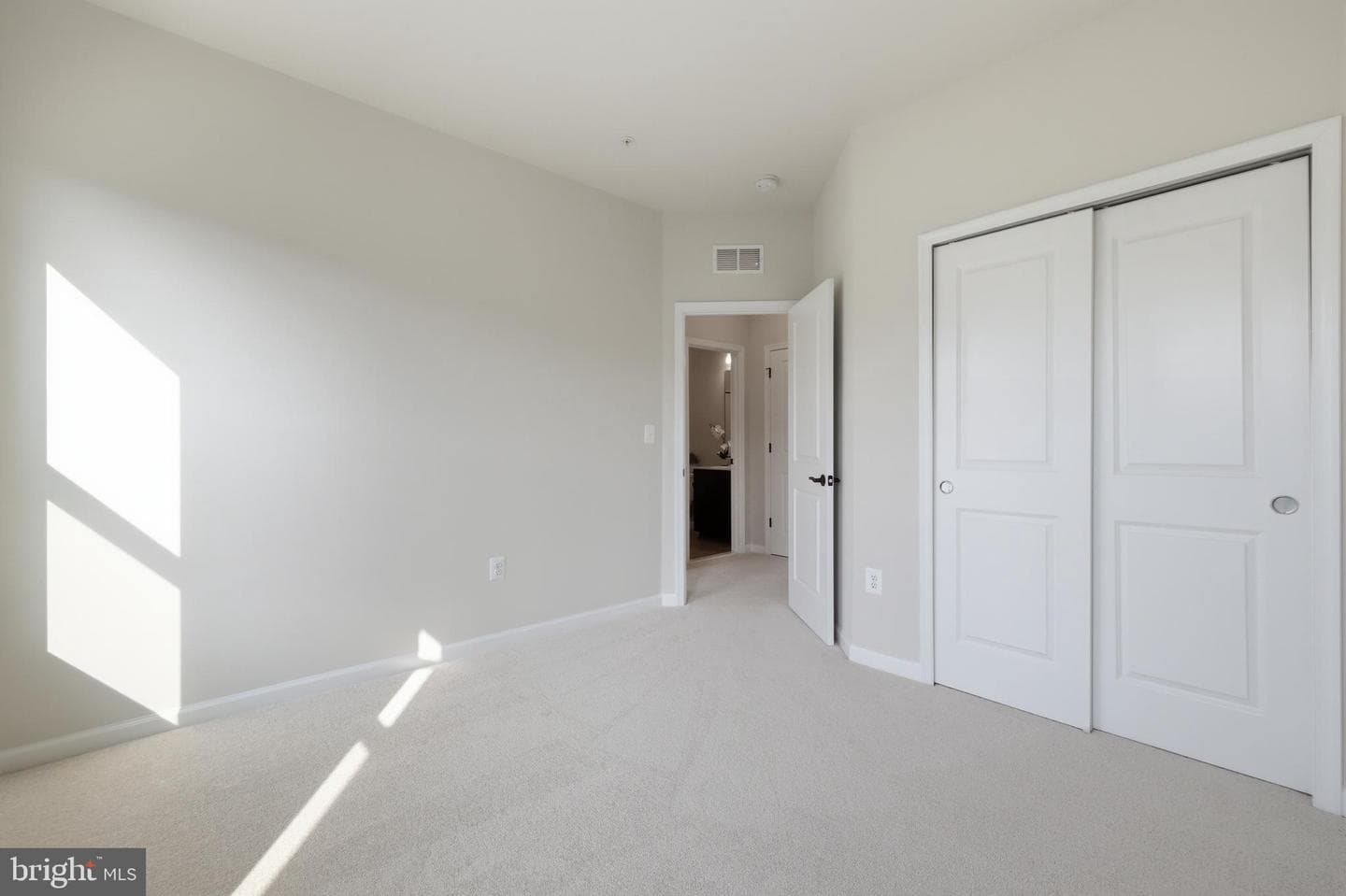 3272 Watershed Boulevard photo 33