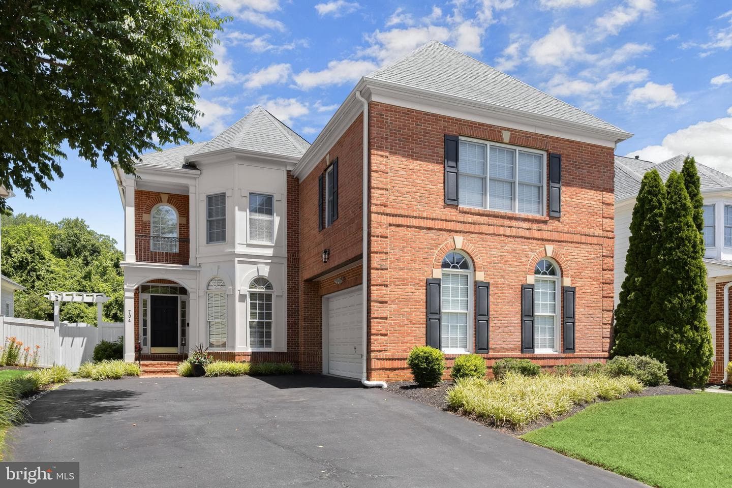 704 Brannock Terrace photo 3