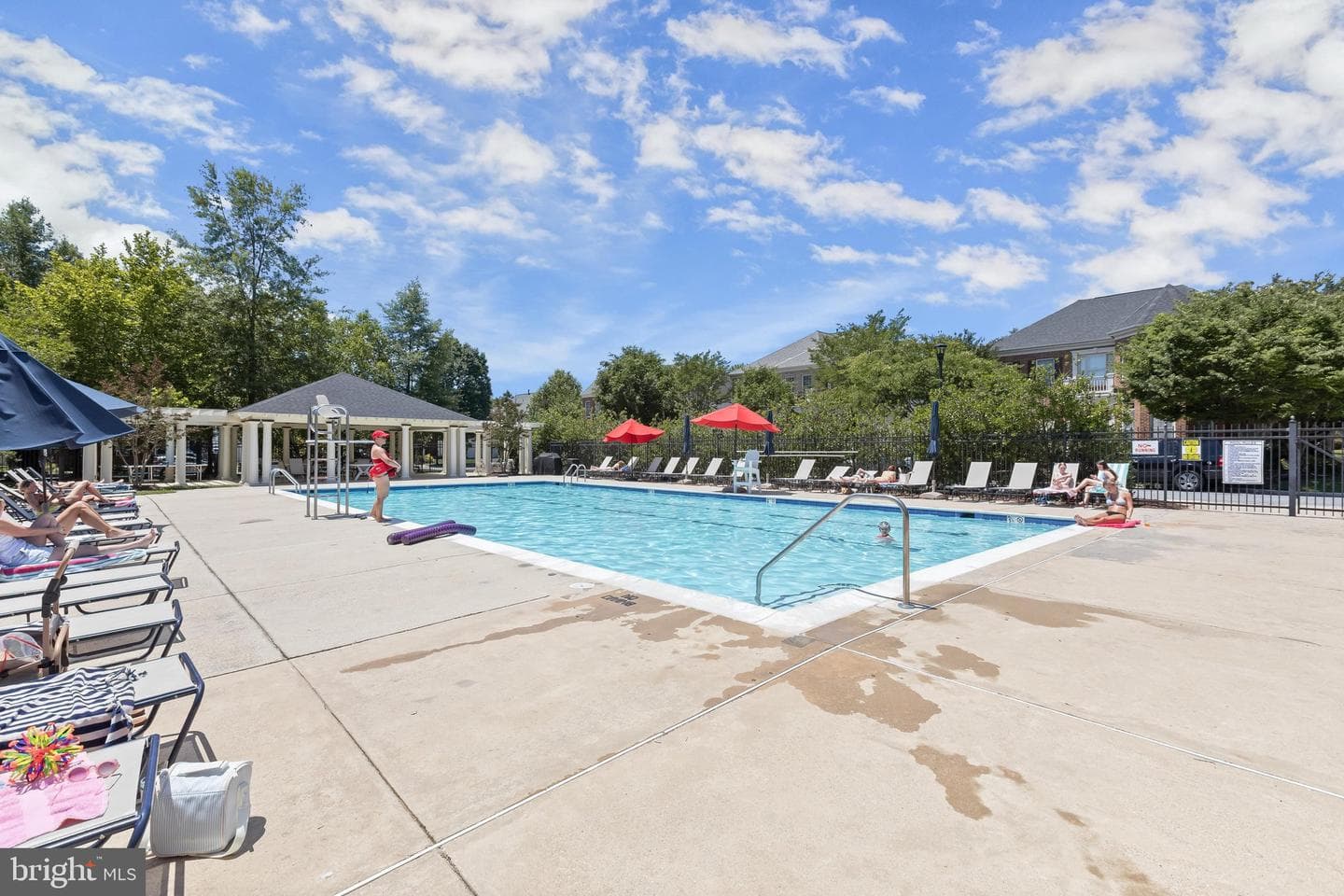 704 Brannock Terrace photo 80