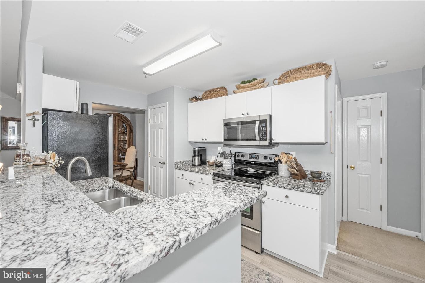 501 Mathias Hammond Way #301 photo 13