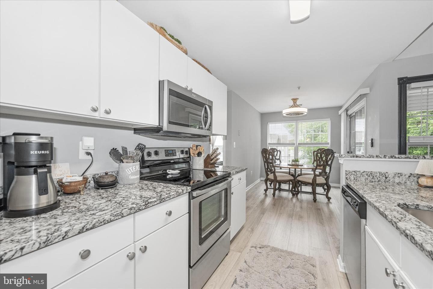 501 Mathias Hammond Way #301 photo 21