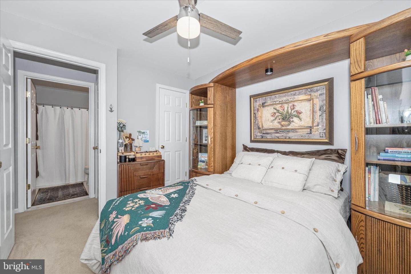 501 Mathias Hammond Way #301 photo 35