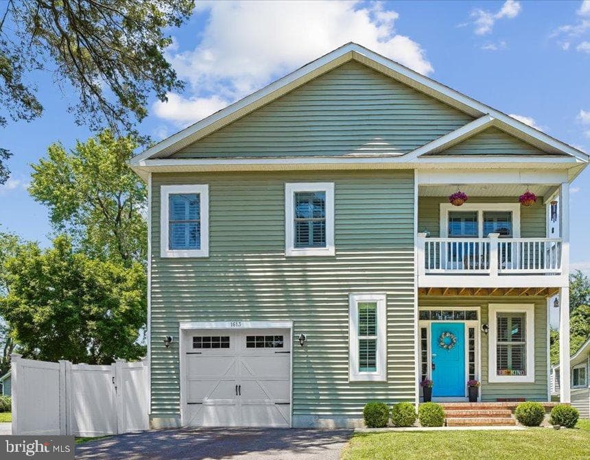 1613 Lee Drive photo 3