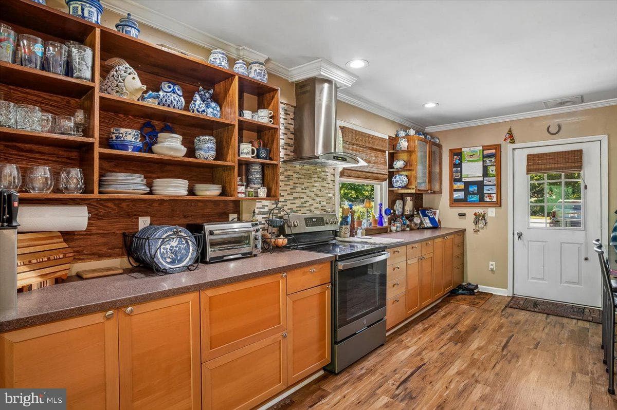 278 Hillsmere Drive photo 6
