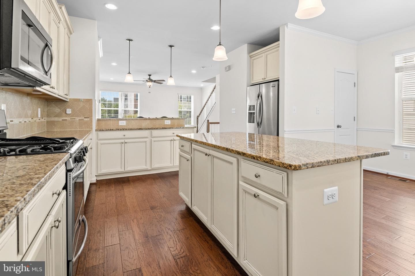 7539 Ivybrook Lane photo 9