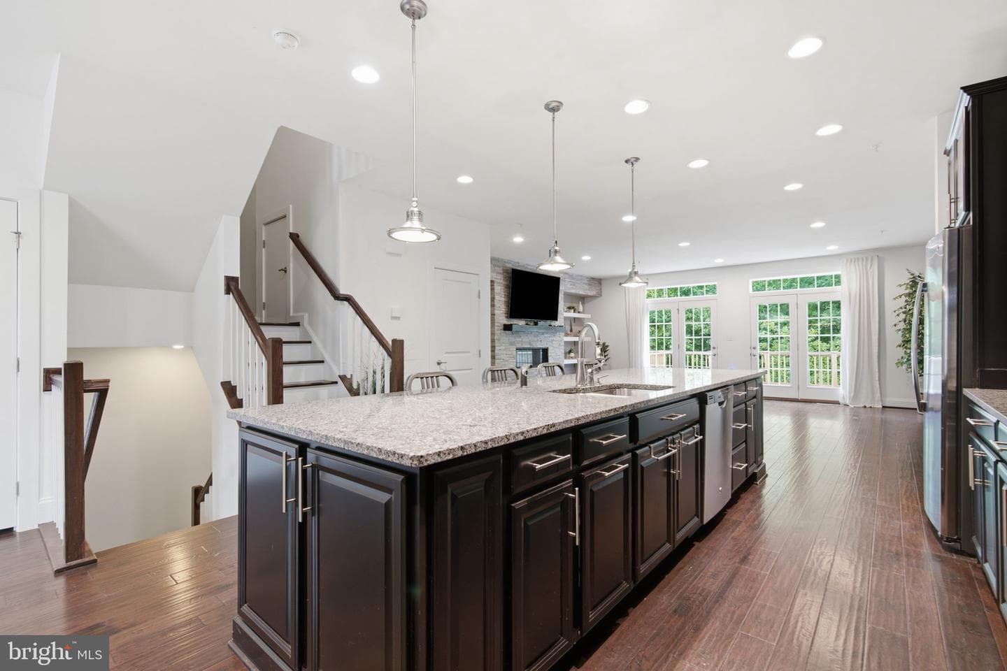 148 Merrimack Way photo 11