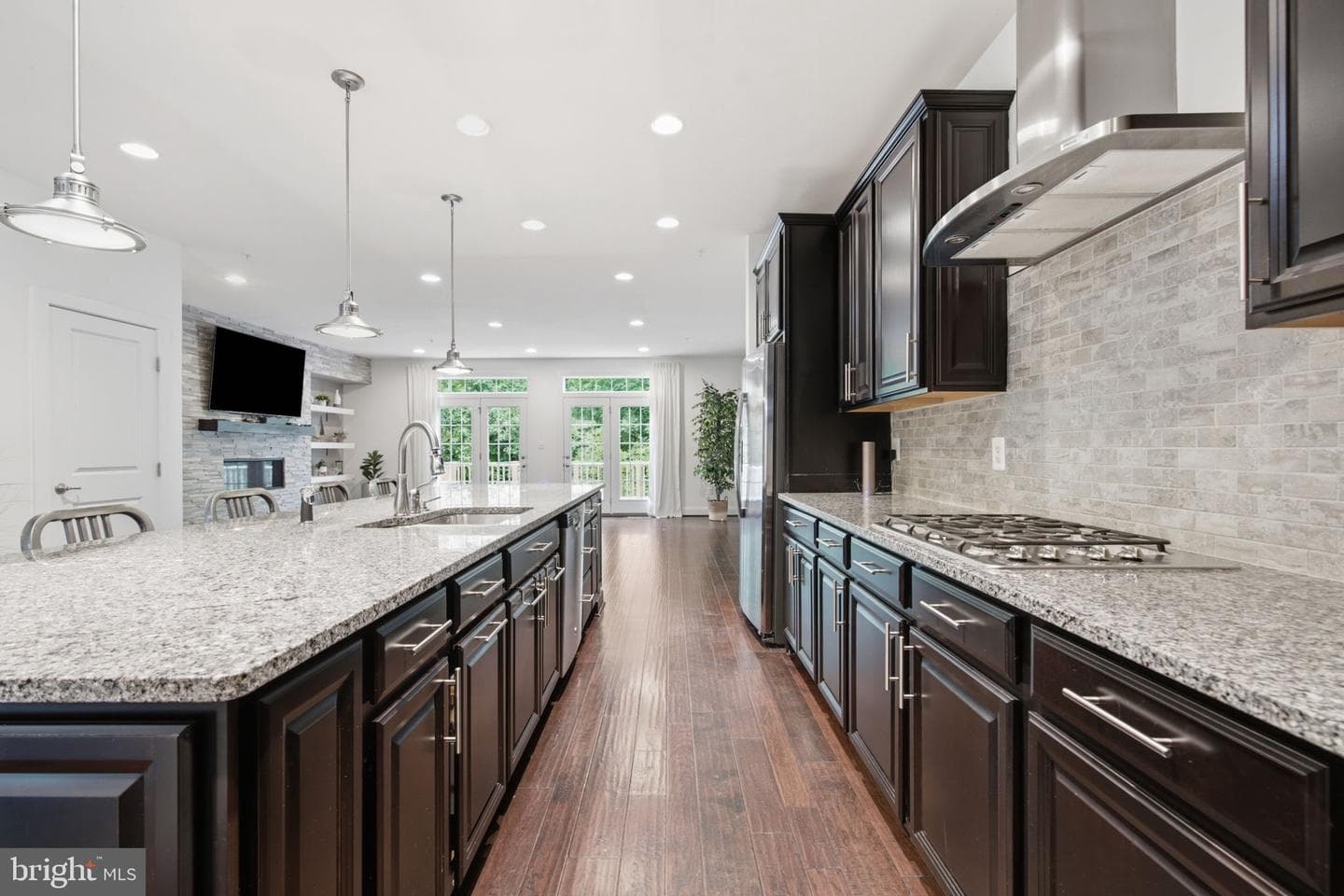 148 Merrimack Way photo 12