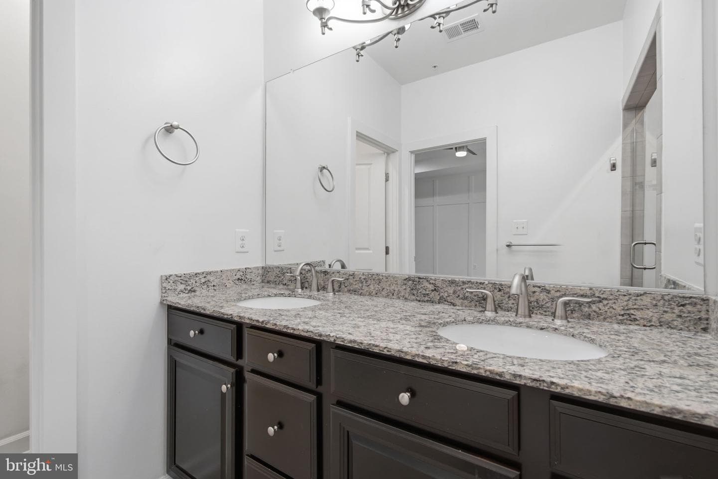 148 Merrimack Way photo 23