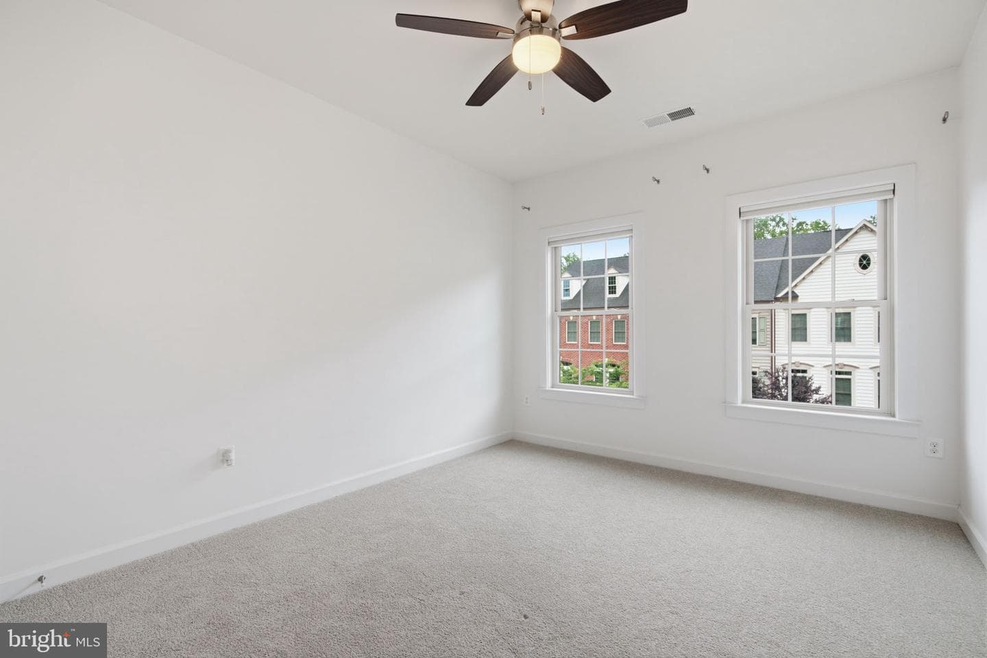 148 Merrimack Way photo 26