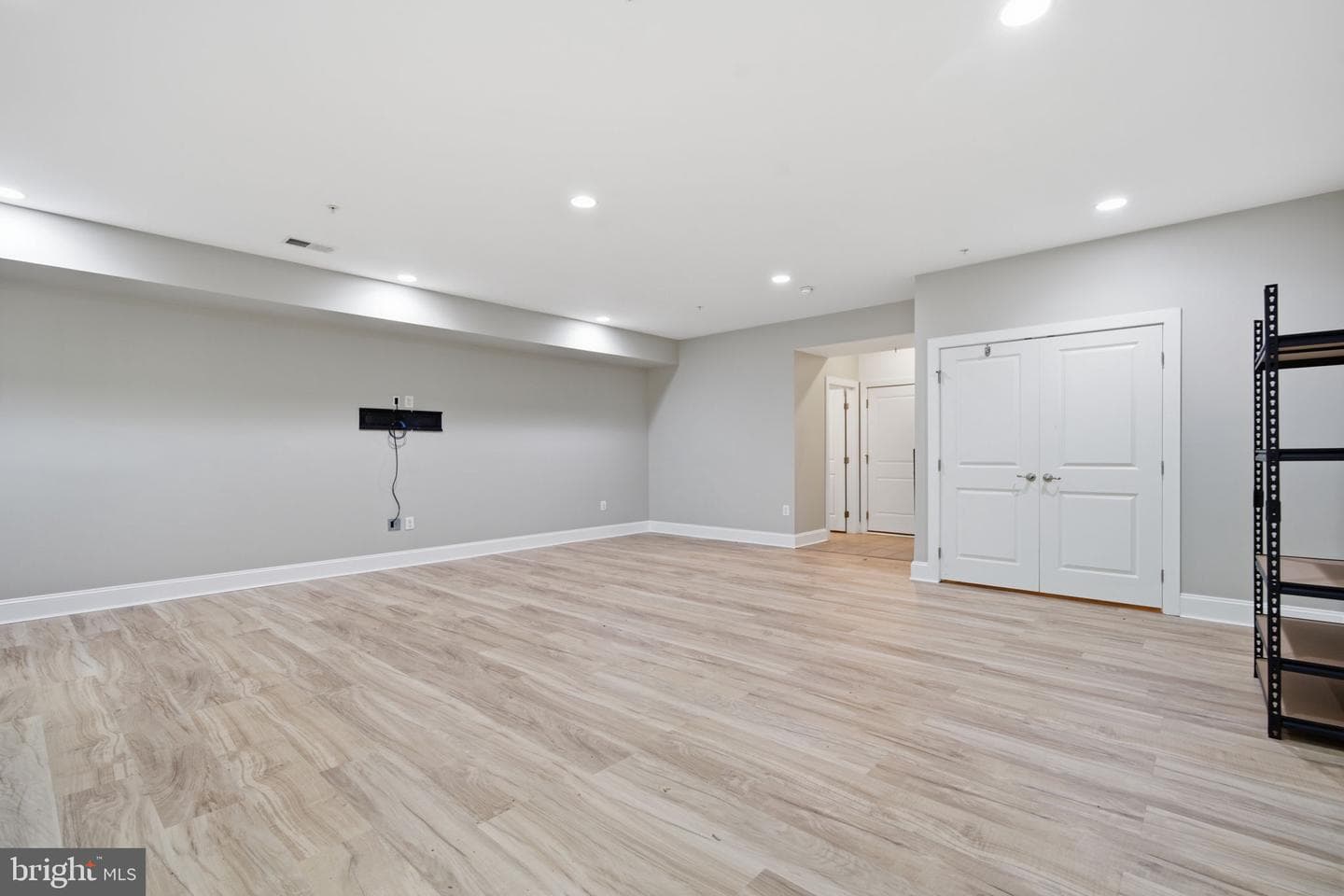148 Merrimack Way photo 36