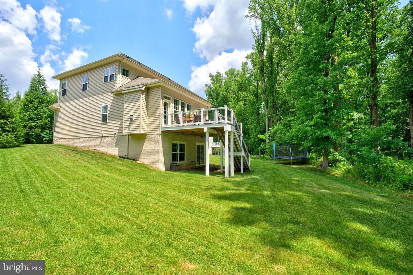 2019 Basil Hall Court photo 82