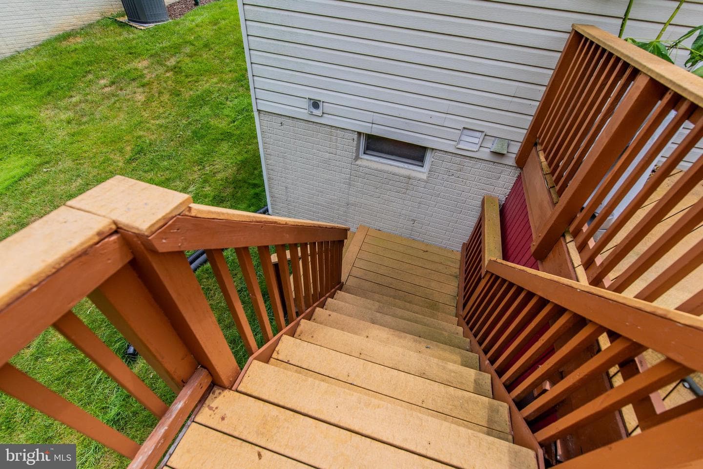 734 Thornwood Drive photo 30