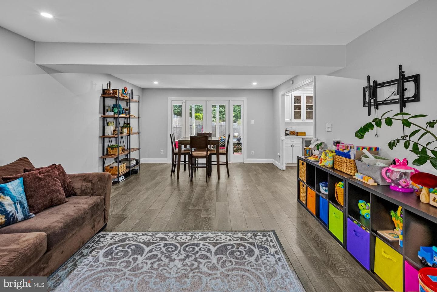 731 Intrepid Way photo 21