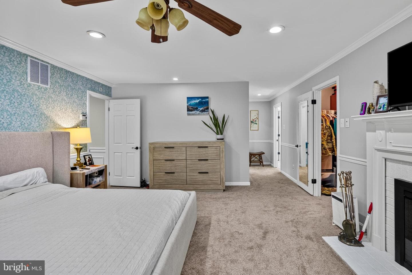 731 Intrepid Way photo 44