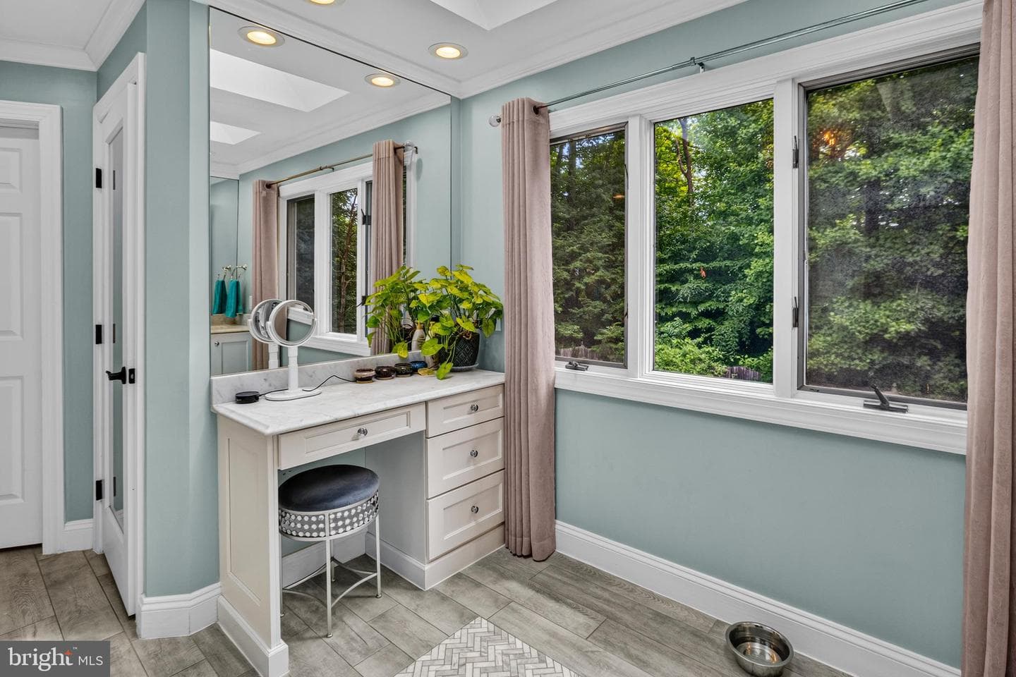 731 Intrepid Way photo 57