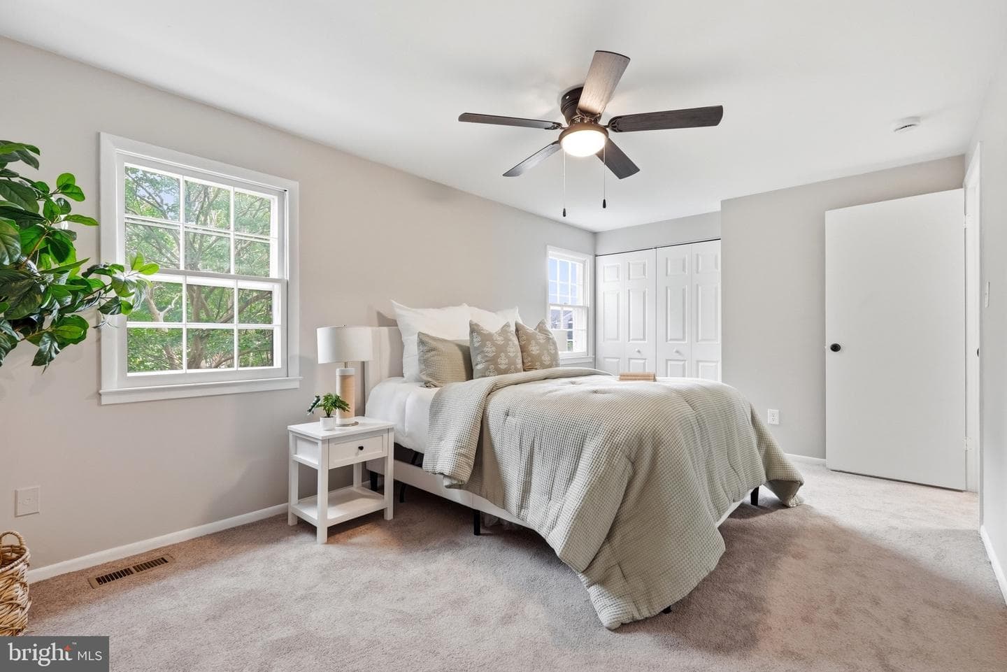 1814 Aberdeen Circle photo 16