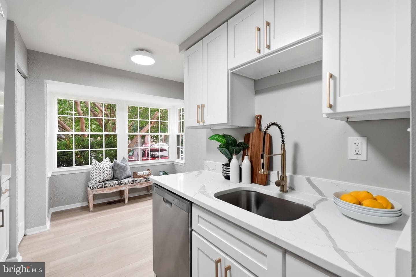 1814 Aberdeen Circle photo 5
