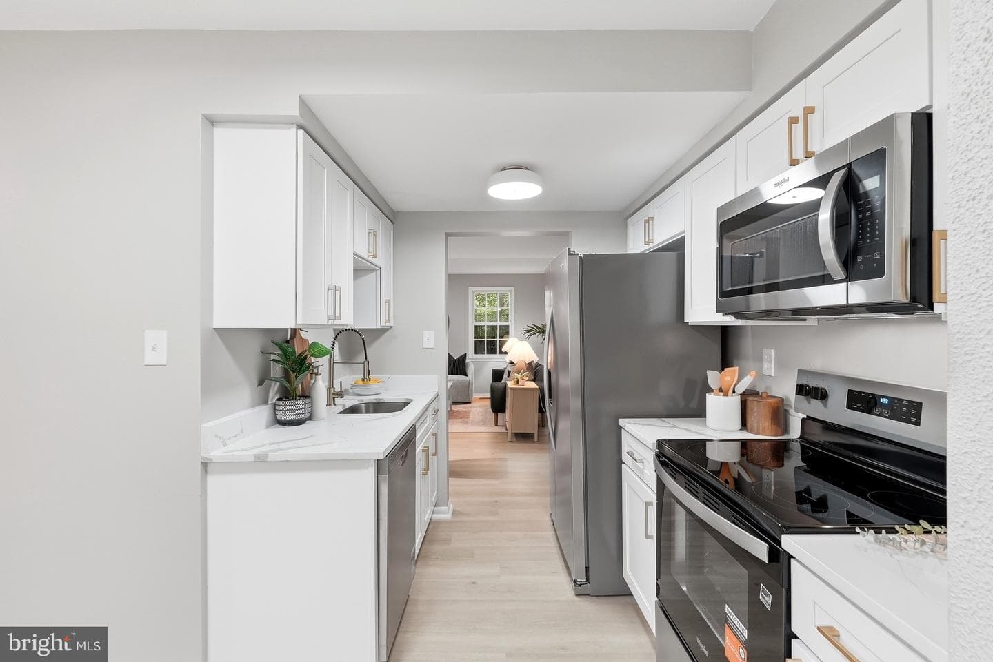 1814 Aberdeen Circle photo 6