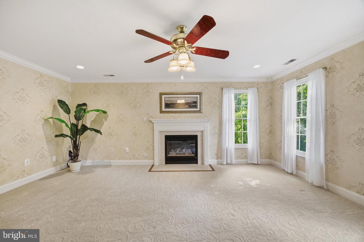 1135 Goldfinch Lane photo 42
