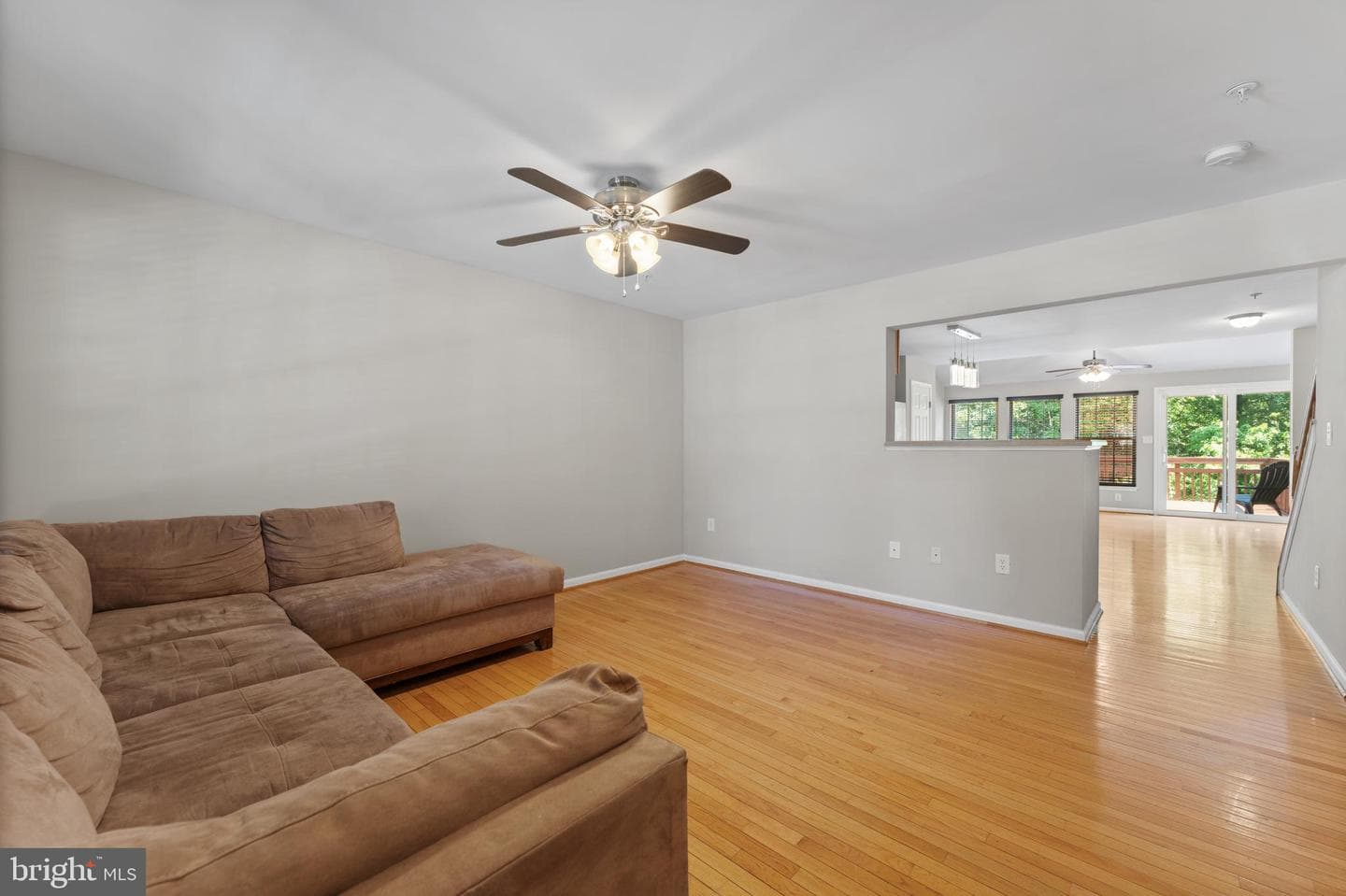 1504 Falling Brook Court photo 3