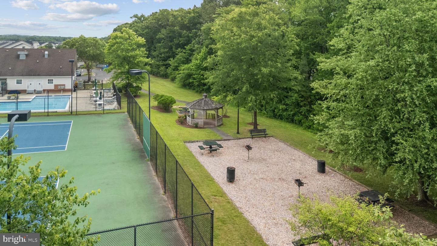 1504 Falling Brook Court photo 49