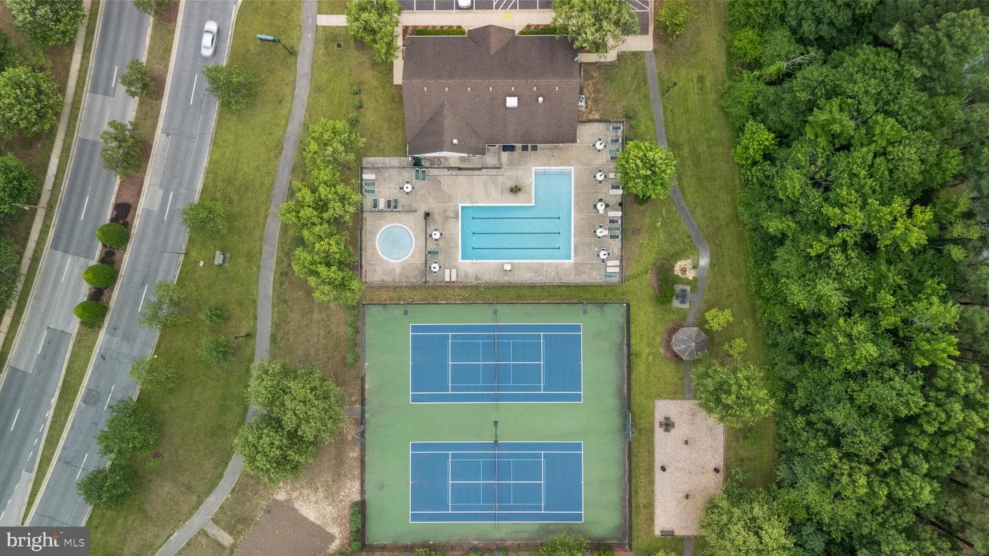 1504 Falling Brook Court photo 52