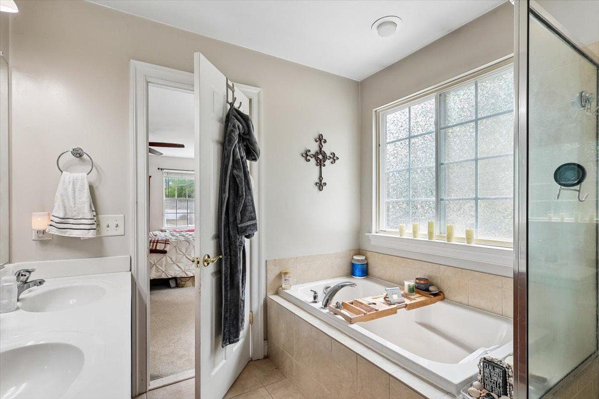803 Gardenia Road #2 photo 25