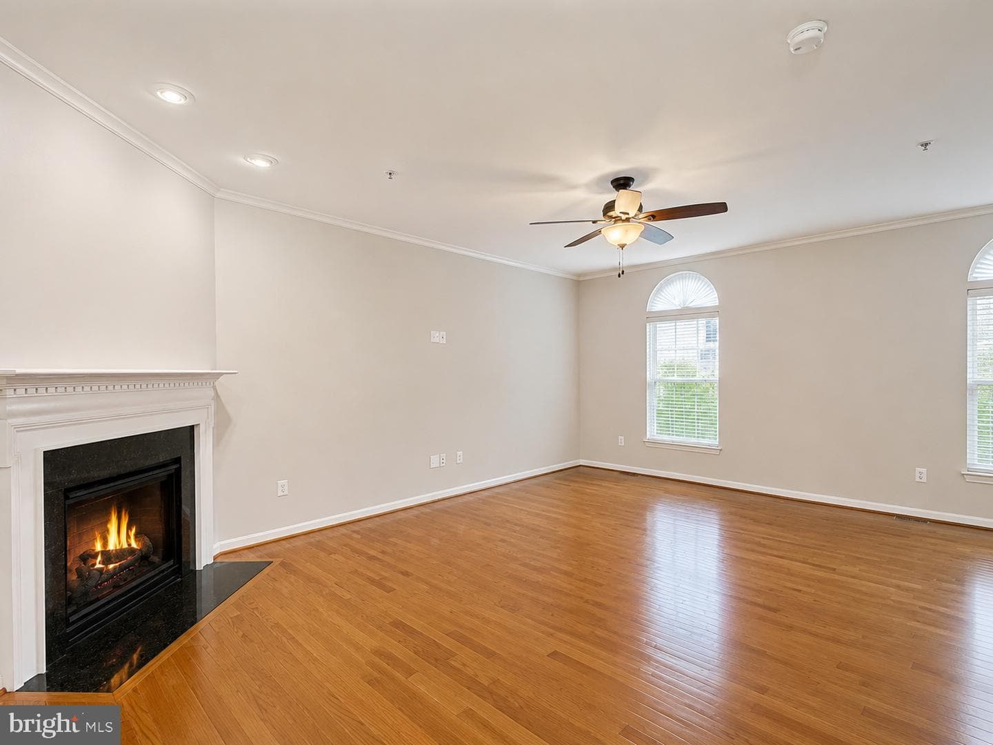1743 Theale Way photo 13