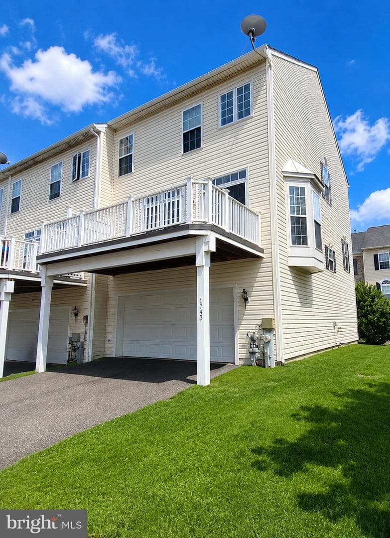 1743 Theale Way photo 33