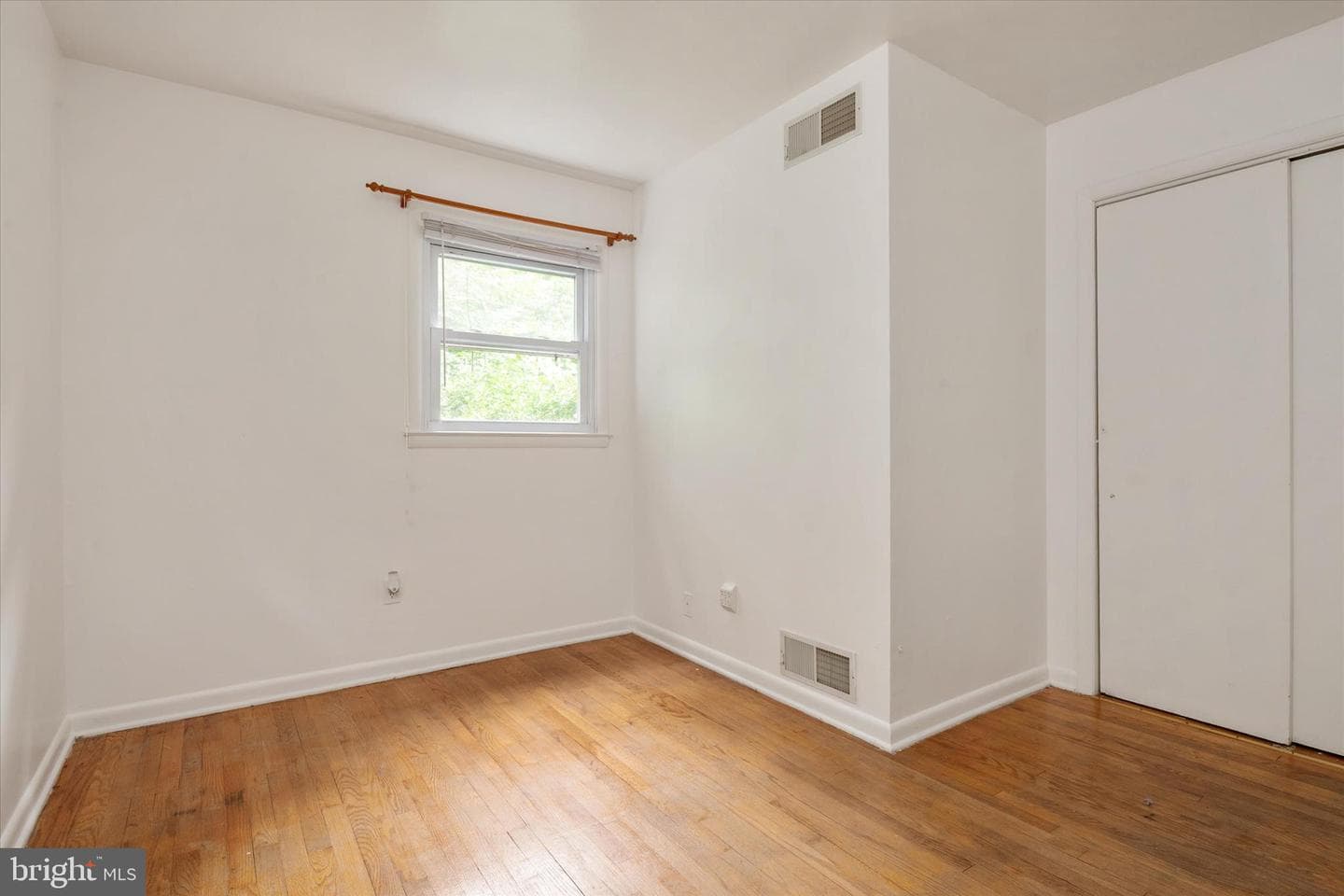 410 Walnut Drive photo 21