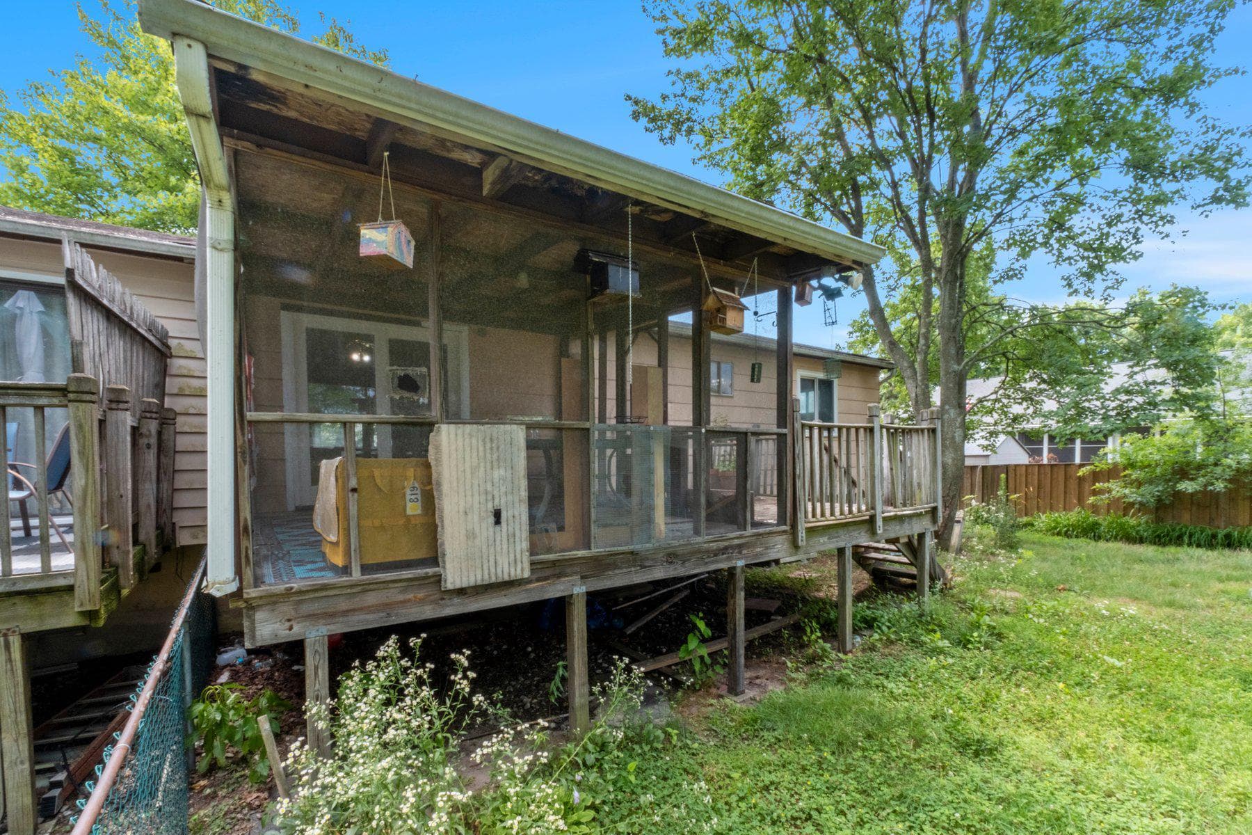 7738 Notley Road photo 5