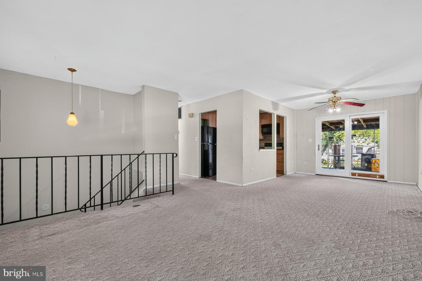 7738 Notley Road photo 7