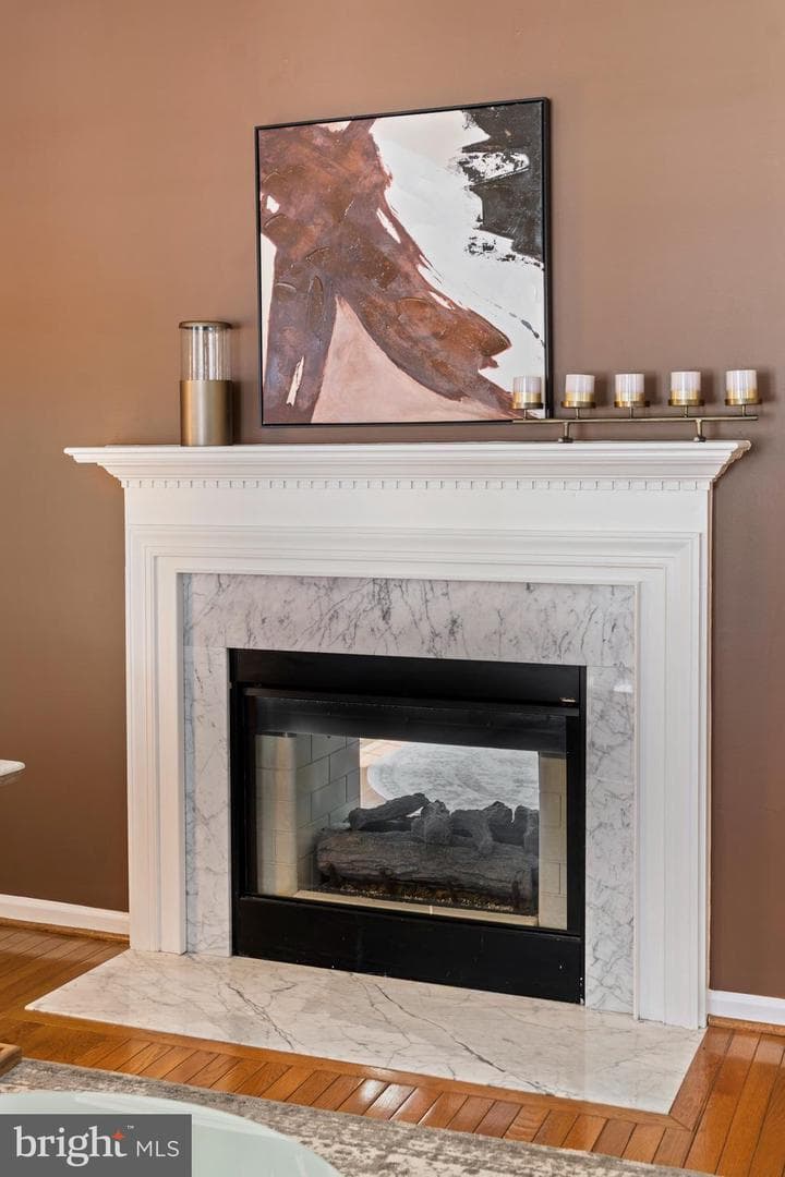 1502 Avennel Way photo 8