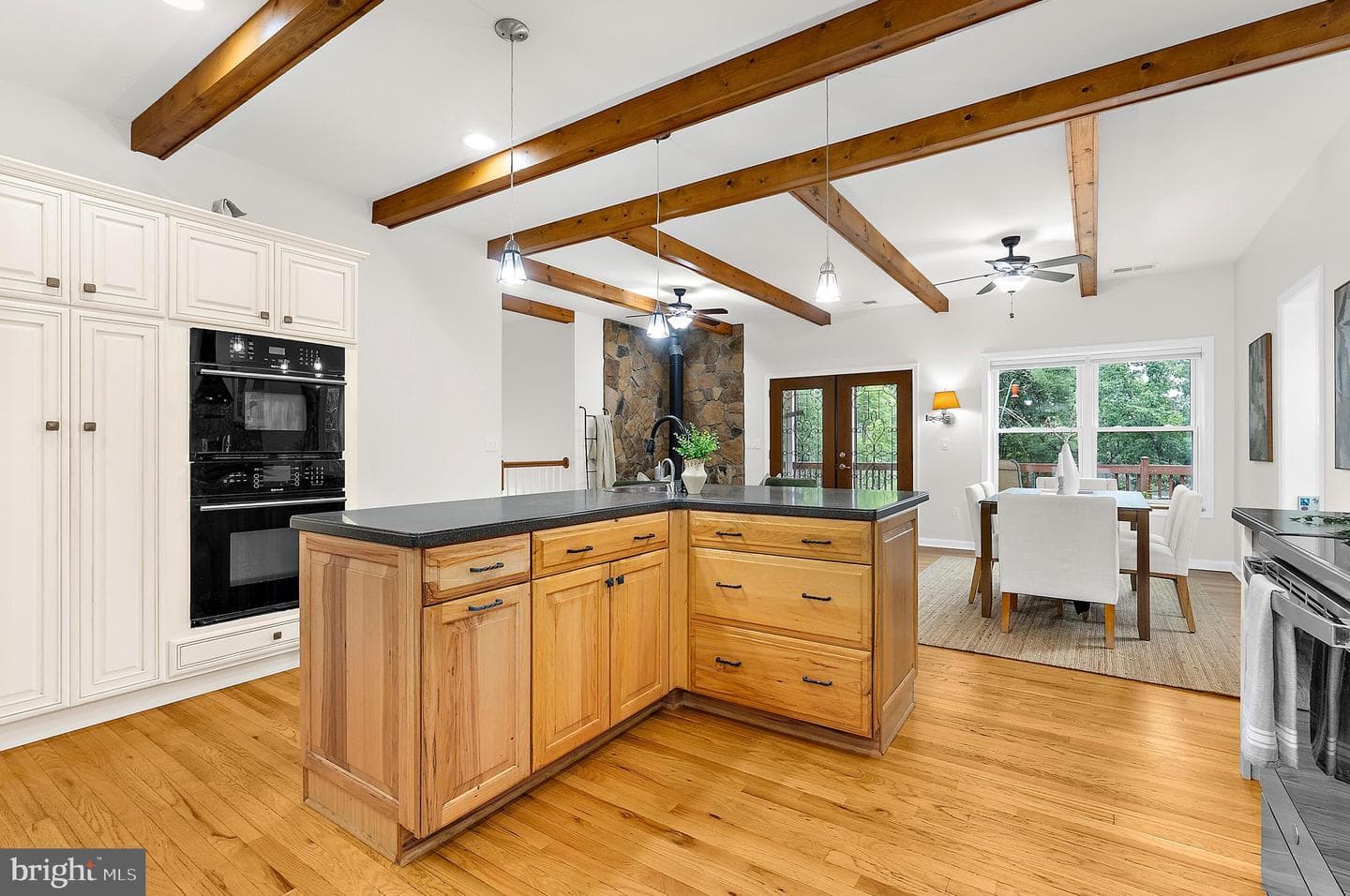 328 Oakdale Road photo 23