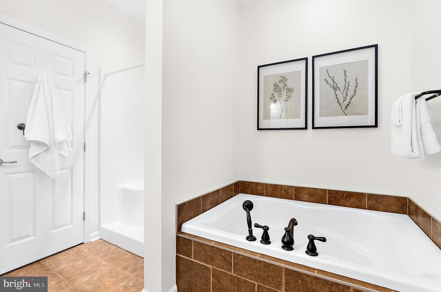 328 Oakdale Road photo 60