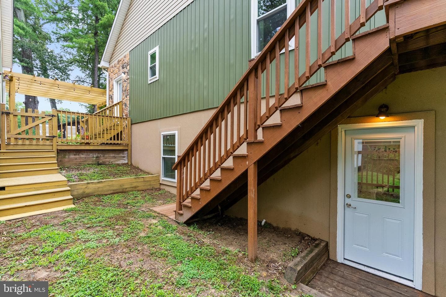 328 Oakdale Road photo 65
