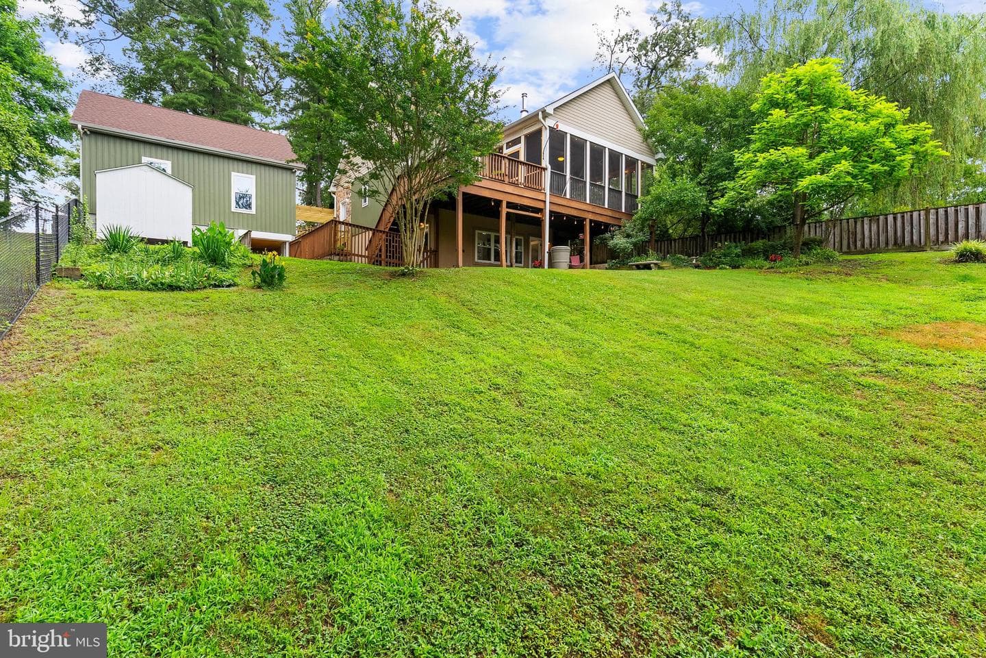 328 Oakdale Road photo 76