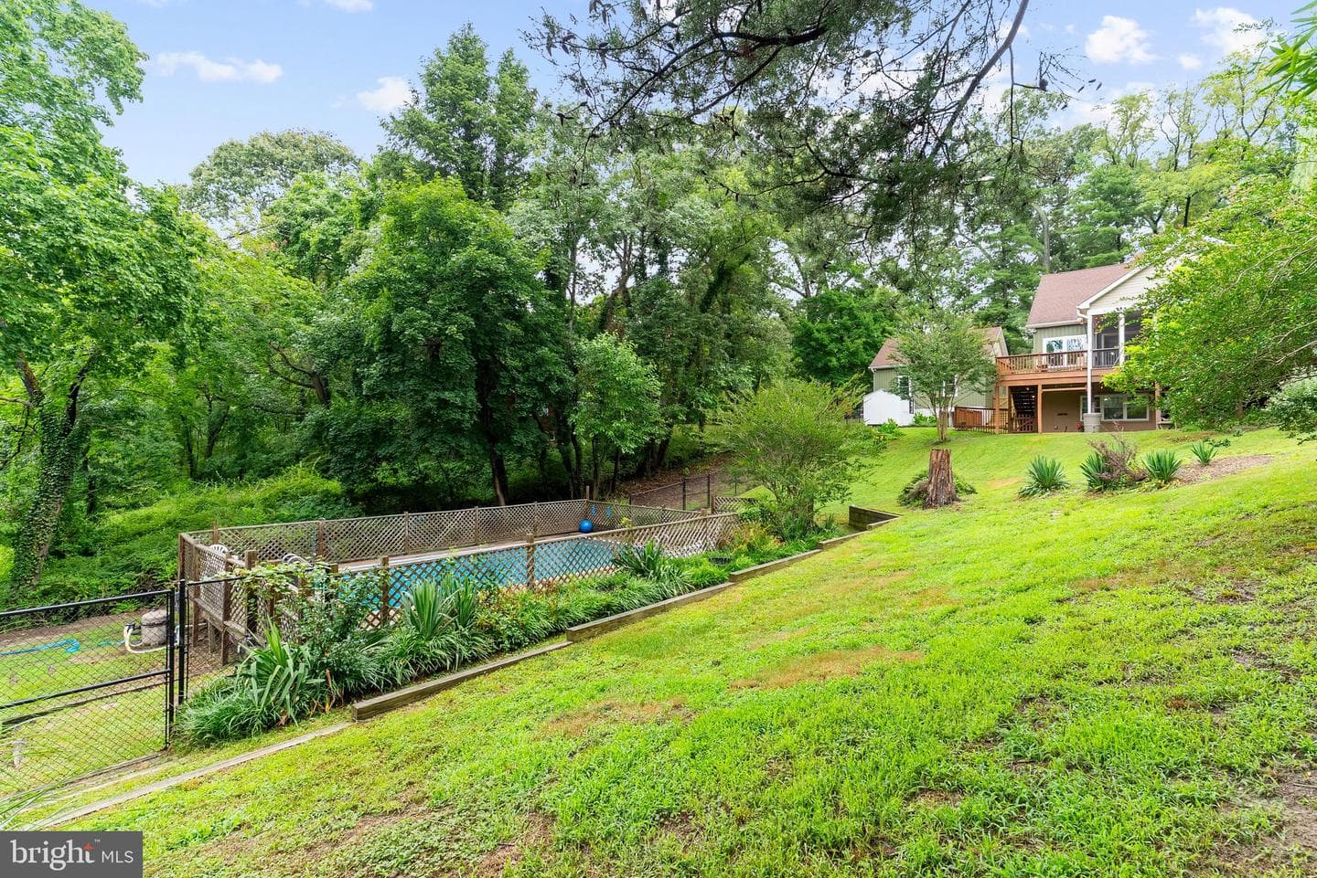 328 Oakdale Road photo 79