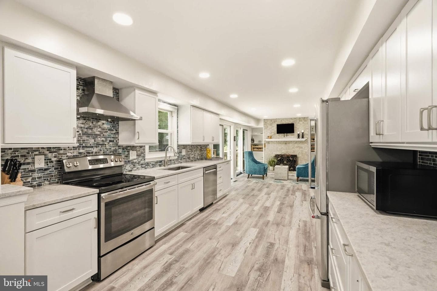 1507 Farlow Avenue photo 8