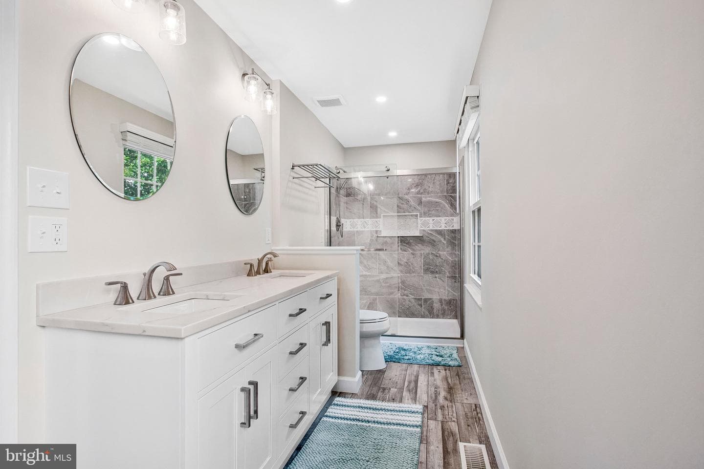 297 Bayonet Place photo 13