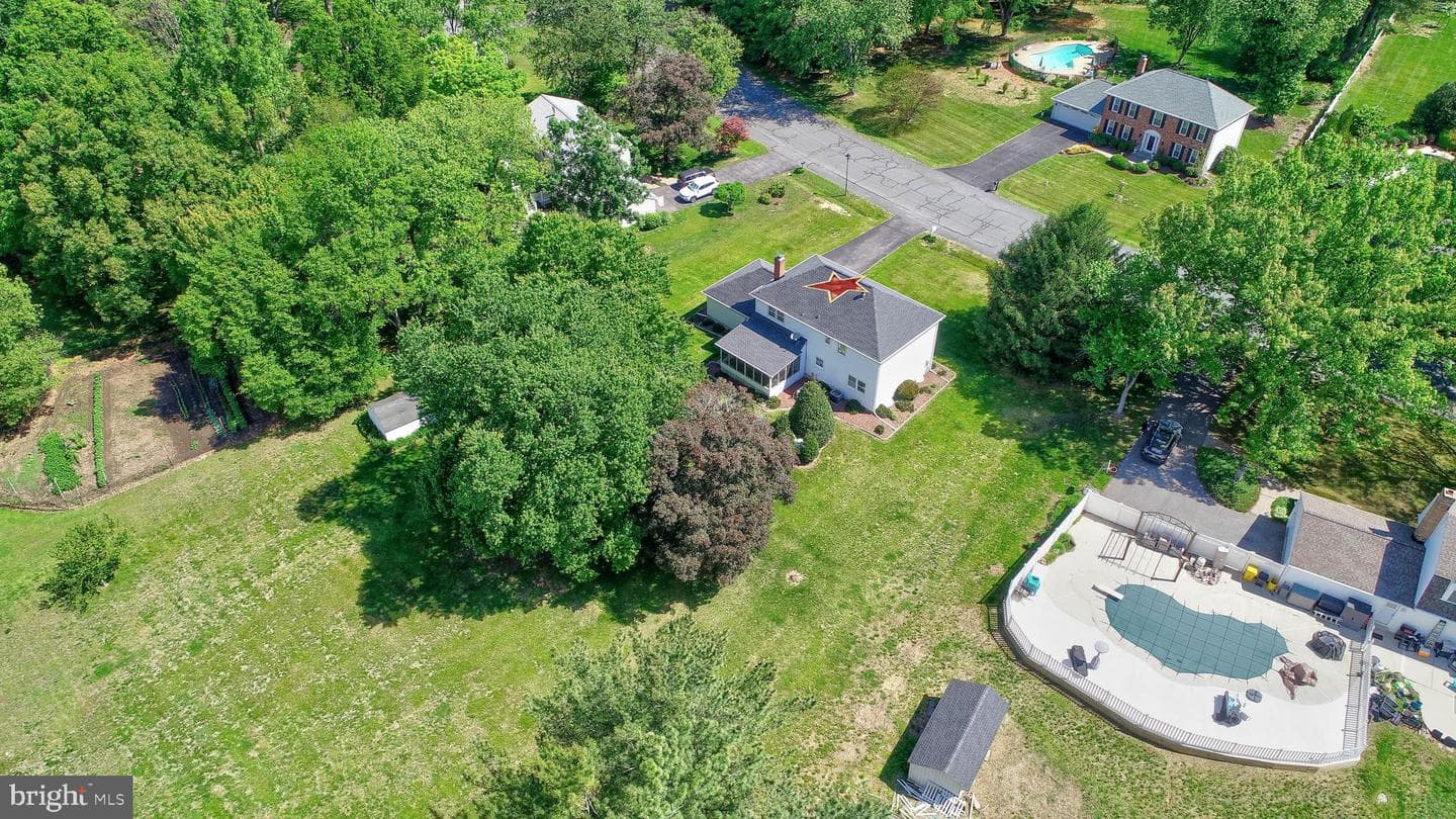 1116 Rutlandview Drive photo 7