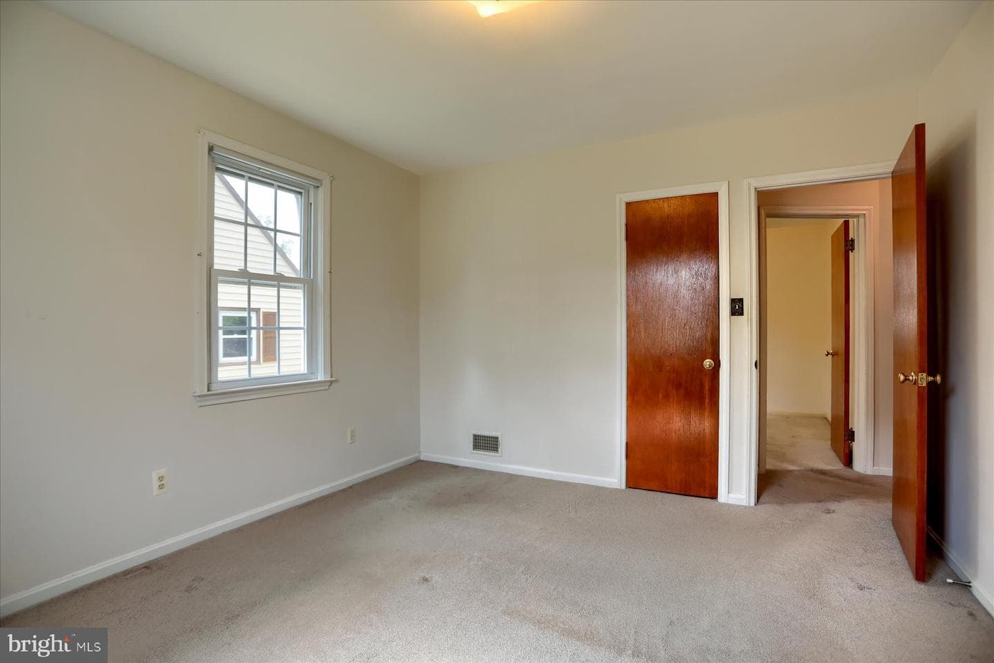 4 Baltimore Avenue photo 13