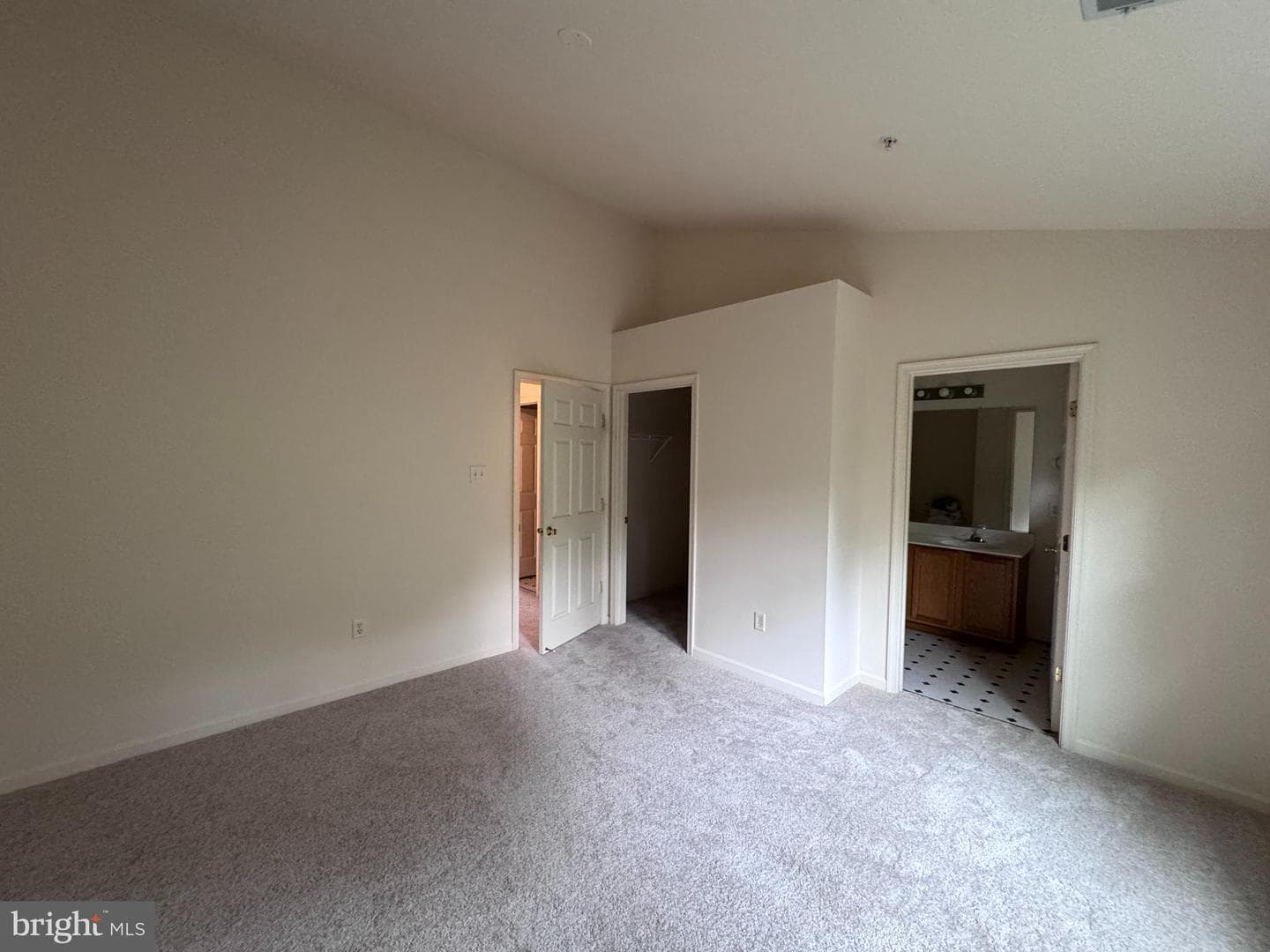 2611 Cedar Elm Drive photo 14