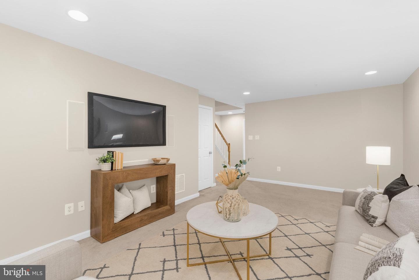 2431 Killarney Ter photo 35