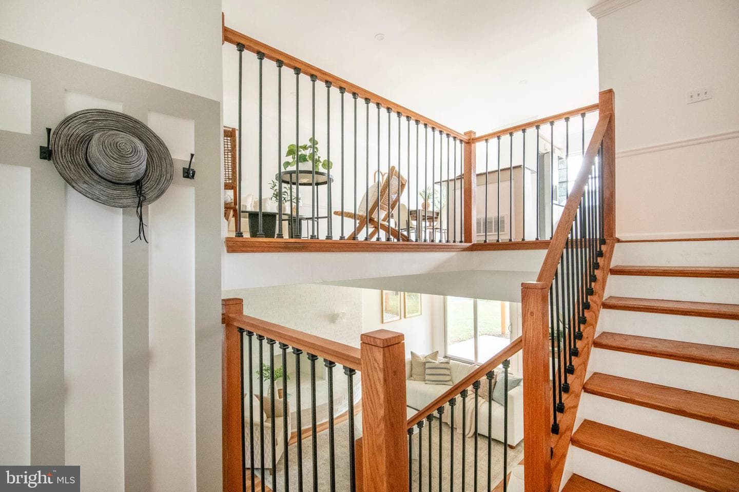 1240 Viking Drive N photo 5