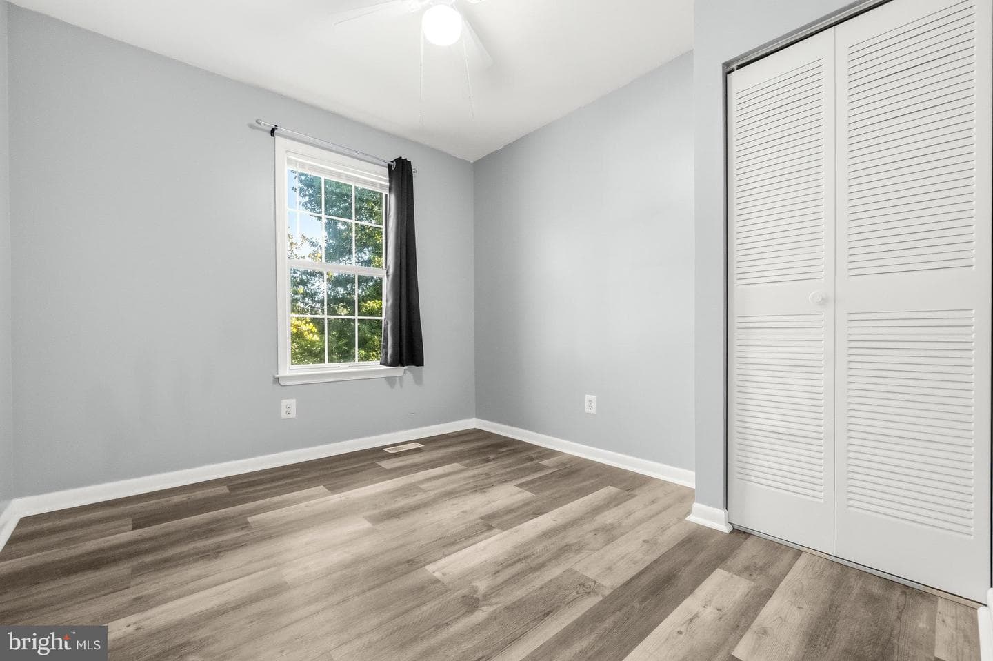 3381 Style Avenue photo 21