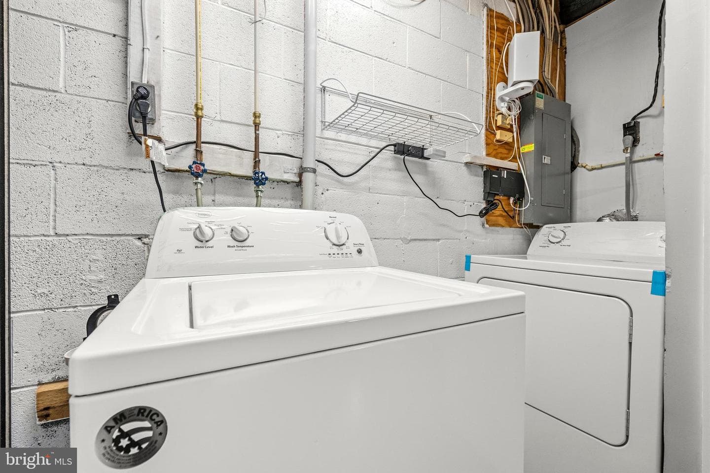 3381 Style Avenue photo 29