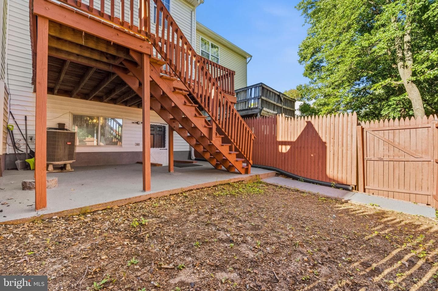 3381 Style Avenue photo 36